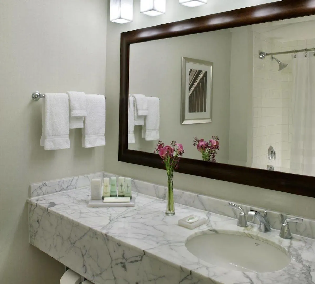 מלון Marriott Downtown At Cf Toronto Eaton Centre