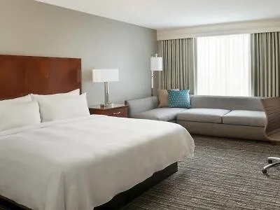 מלון Marriott Downtown At Cf Toronto Eaton Centre 4*,  קנדה